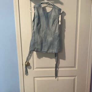 Zara The Backless Top im Bleach blue